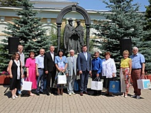 Калужанам вручили медали "За любовь и верность"