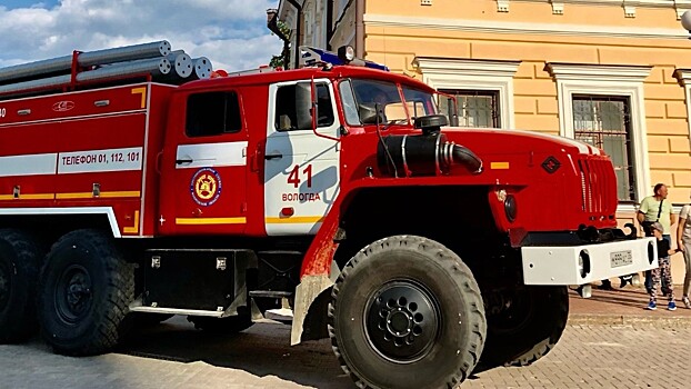 Выставка пожарной техники пройдет сегодня на Кремлёвской площади в Вологде