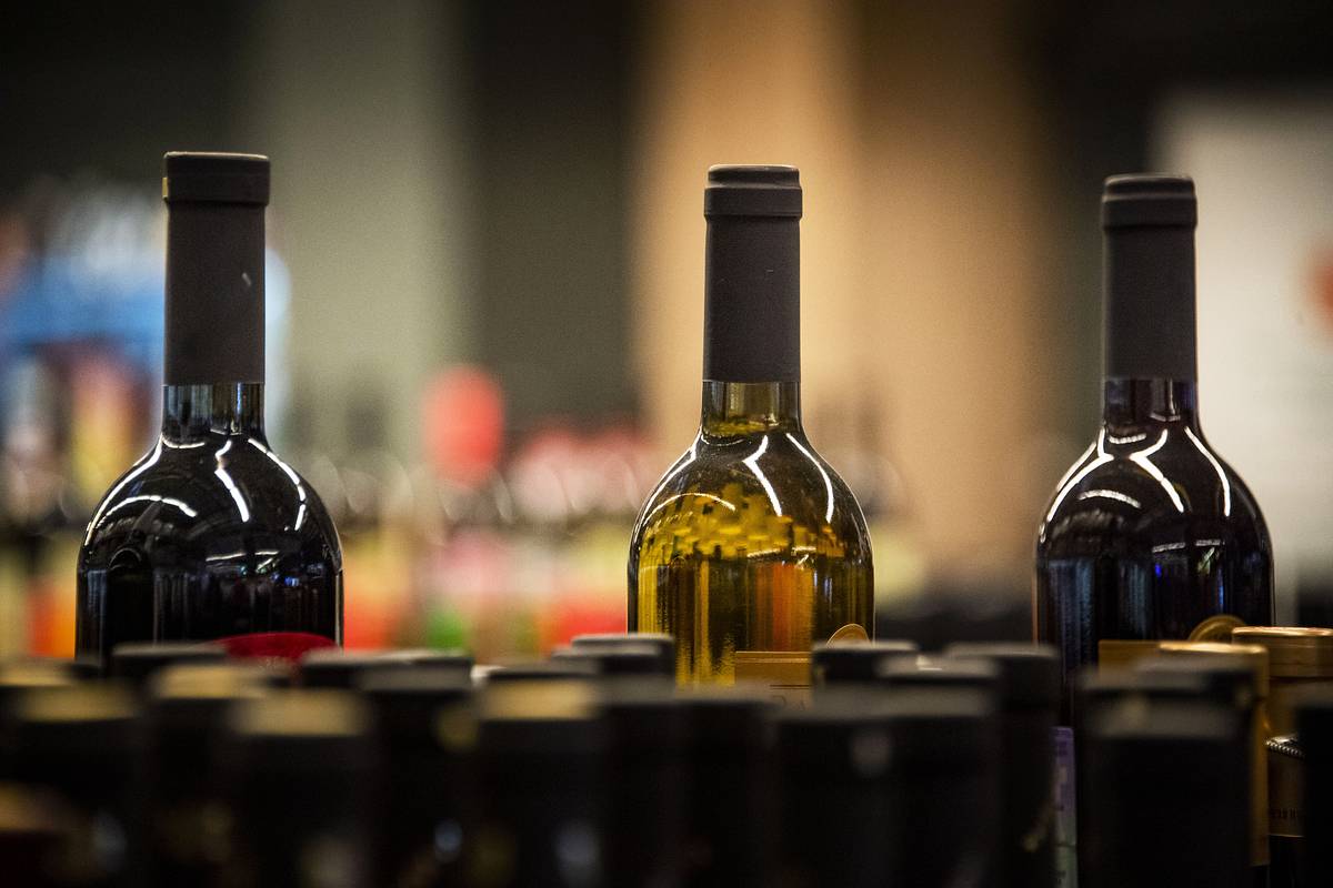 В России предложили повысить пошлину на «недружественное» вино до 25 процентов