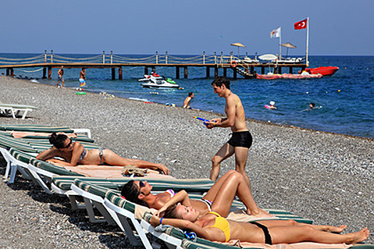 Турция снизила цены на туристические услуги