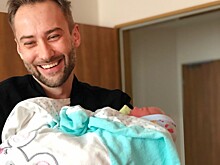 Дмитрий Шепелев и его возлюбленная придумали способ, как растить общего сына