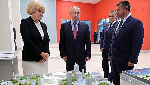 Путин поручил проработать идею смягчения контроля резидентов ТОР
