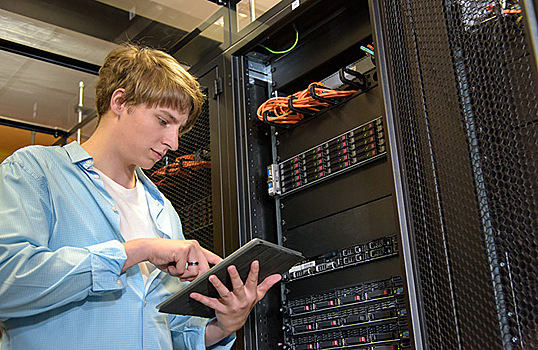 Разгар борьбы за IT-специалистов: что делать с дефицитом кадров на этом рынке?