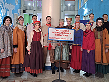 В Пензе артисты ансамбля "Вензеля" проголосовали в национальных костюмах