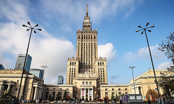 Варшава ввела принудительное управление в фирмах с российским капиталом