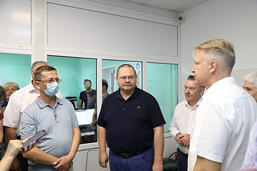 Мельниченко посетил предприятие по производству сахара в Каменке