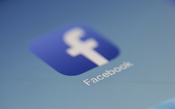 Facebook увеличила годовую прибыль в полтора раза