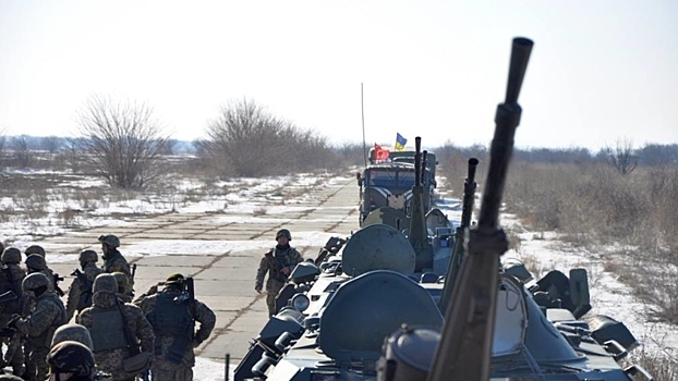 В ДНР заявили, что силовики стягивают технику к линии соприкосновения