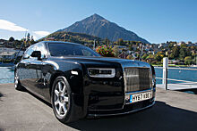 Rolls-Royce Phantom VIII: Музей на колесах