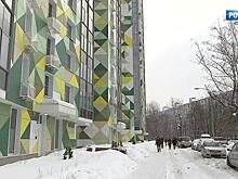 Реновации ровно год: первые семьи уже начали заселяться в новые дома