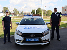 В Челябинской области инспекторы ДПС помогли водителю большегруза с поломкой на трассе