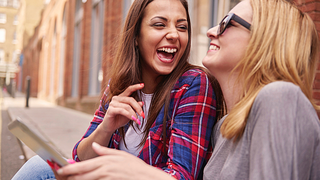 Астрологи назвали знаки зодиака, которые жестоко шутят