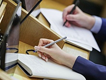Госдума одобрила право детей-инвалидов получать две пенсии