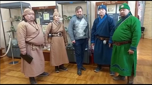 По следам Золотой Орды: потомок Чингисхана побывал в Ростовской области