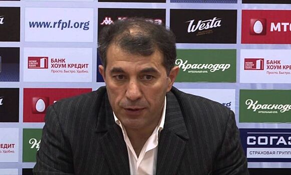 Тренер Рахимов сообщил, что не ведет переговоры с казахстанским ФК "Кайрат"