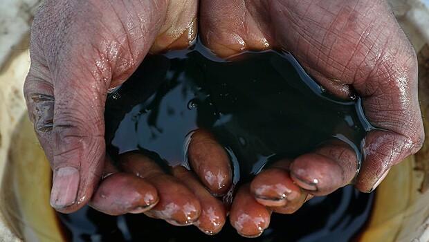 В России научились эффективно «выжимать» нефть из камня