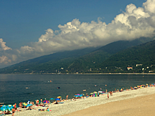 Выяснилось, где дешевле отдых — в Абхазии или Сочи