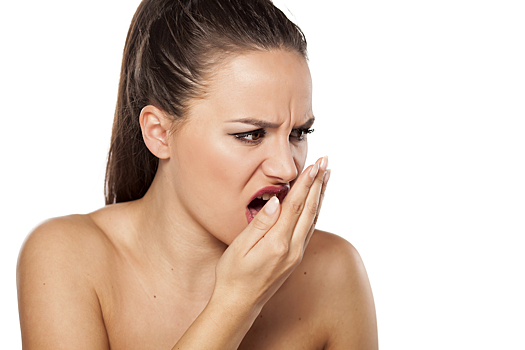 Неожиданные причины неприятного запаха изо рта
