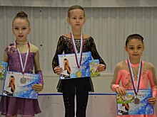 Юные спортсмены из Армавира победили на Первенстве по фигурному катанию