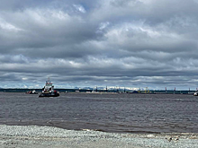 Переправа Салехард – Лабытнанги начала работать в ограниченном режиме