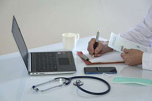 Фармацевты призвали внедрить электронные рецепты во всех регионах