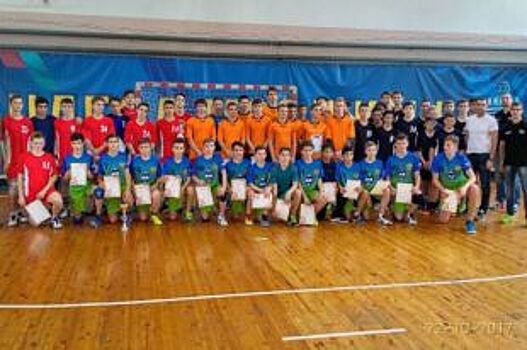 В Ставрополе завершился детский гандбольный турнир памяти Виктора Лаврова