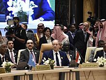 Зеленский обвинил участников саммита Лиги арабских стран в том, что Крым российский