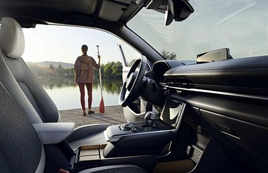 Электрокар Mazda MX-30 получил меньший крутящий момент, чтобы создавалось впечатление бензинового автомобиля