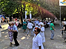 Курян приглашают в парки на танцы