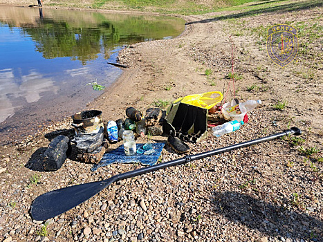 Водолазы показали, какой мусор достают со дна амурских водоёмов