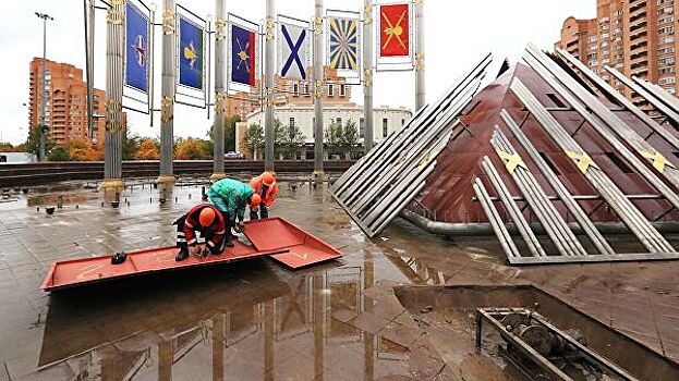 Как московские фонтаны отправляются на зимовку