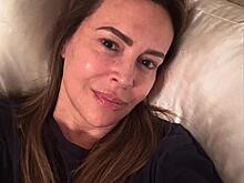 Звезда «Зачарованных» Алисса Милано опубликовала «честное» селфи в день своего 52-летия и привела публику в восторг