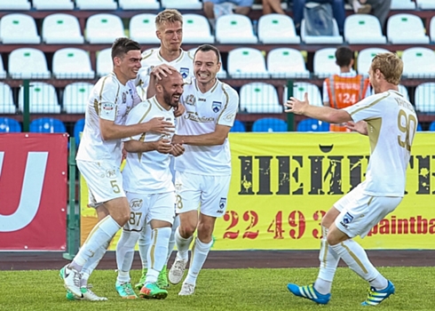 Нижегородские футболисты обыграли хозяев матча на их поле