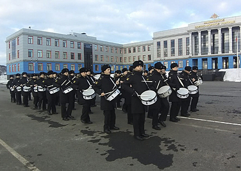 Мурманские нахимовцы, североморские кадеты и юнармейцы примут участие в военных парадах в честь Дня Победы в Мурманске и Североморске