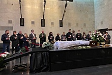 Леонида Куравлева похоронили на Троекуровском кладбище в Москве