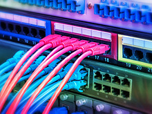 Три месяца эксперимента по обеспечению бесплатного доступа к социально значимым сайтам обошлись провайдерам в 220 млн рублей