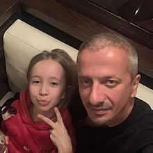 «Этому хрюнделю сегодня 10!»: Константин Богомолов поздравил дочь от Дарьи Мороз с юбилеем