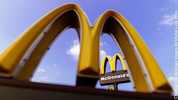Bloomberg узнало о намерении McDonald's прекратить бизнес в Казахстане после отказа от мяса из России