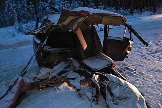 Машину разорвало пополам: снегопад привел к смертельному ДТП на Южном Урале