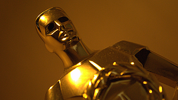 Составлен список самых эффектных нарядов "Оскара" последних лет