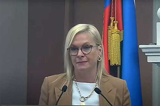 Вице-мэр Терешкова: все тополя в Новосибирске нужно менять