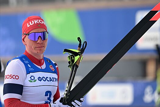 «Это не красит Александра». Ретивых — о поведении Большунова на финише спринта в Кировске