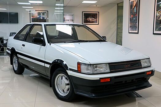 Культовую 37-летнюю Toyota Corolla Levin продают дороже новой Supra