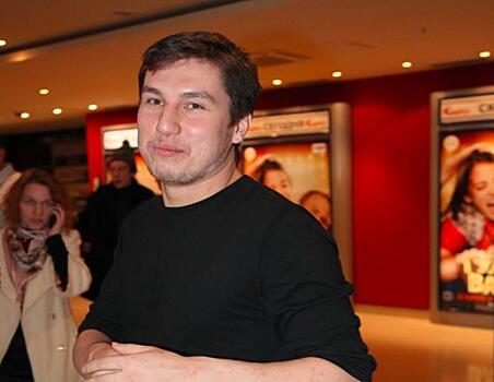 Эмоции или пиар: зачем режиссер Каримов рассказал, что ему «наставили рога»