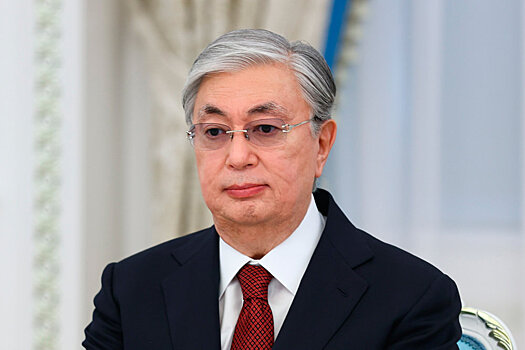 Назарбаев передаст Токаеву пост главы партии "Нур Отан"