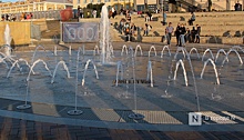 Паузы в работе фонтана на Нижне-Волжской набережной возникли из-за ветра