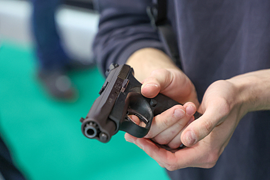 44-летний житель Ленобласти задержан за угрозы игрушечным пистолетом