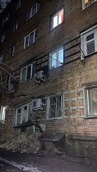 Очевидцы рассказали о первых секундах обрушения дома на Нариманова