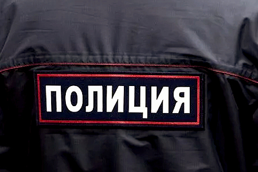 На Дону сотрудник Госавтоинспекции пресек попытку дачи взятки в размере 100 тысяч рублей