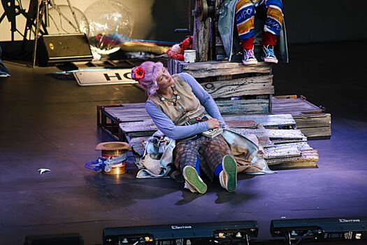 Премьерный показ спектакля «Вафельное сердце» с Юлией Пересильд